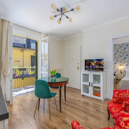 Apartamento Blossom - Free Parking A Few Steps From Lecco
